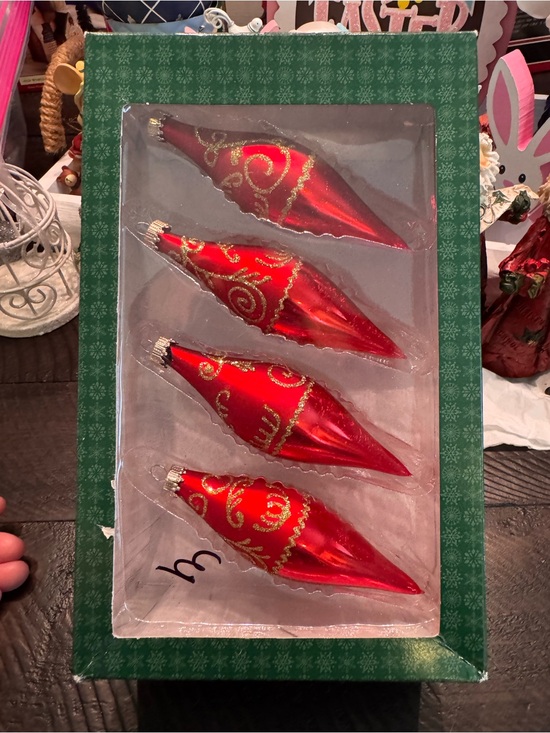 Other - VTG Holiday Time Vintage Red & Gold Glitter Teardrop Holiday Ornaments